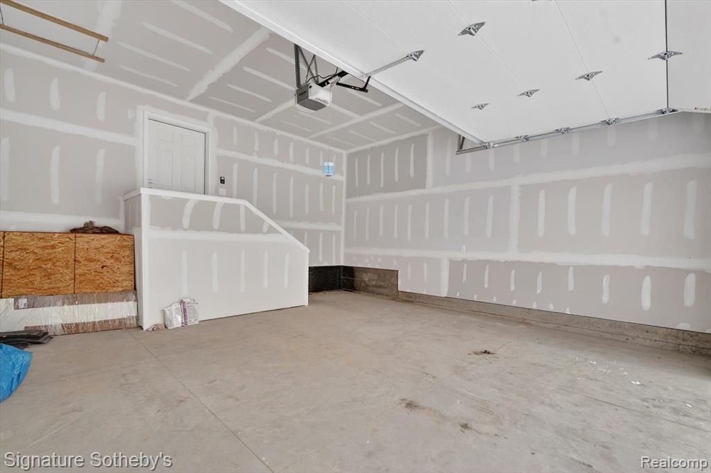 8515 Sandy Crest Drive, White Lake, MI, 00000