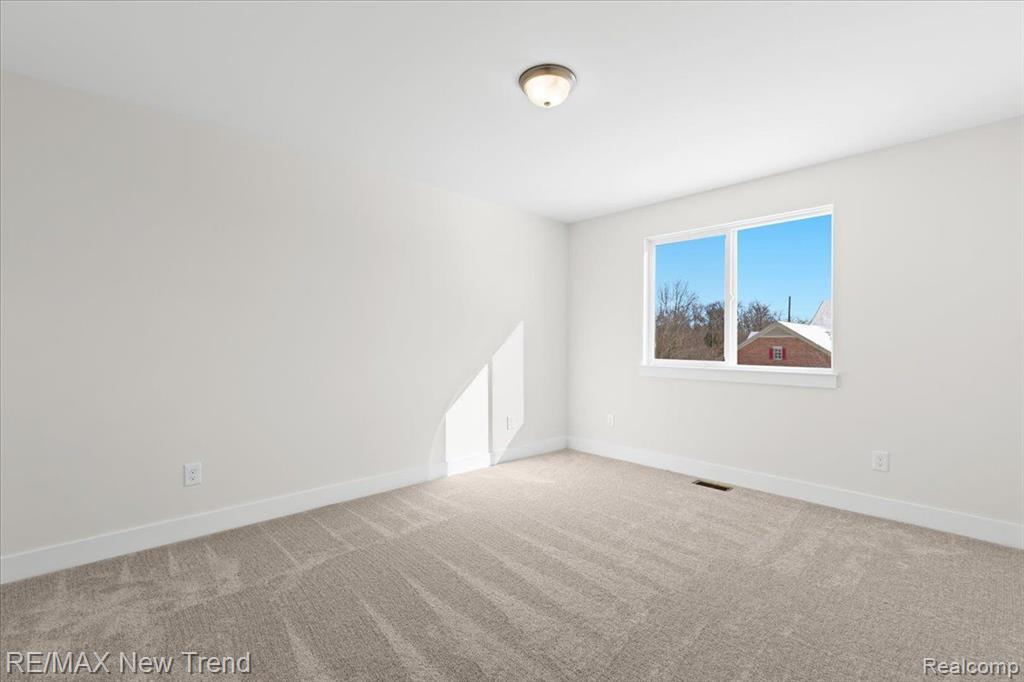 8531 JOSEPH Street, Commerce Twp, MI 48382 — Photo 24