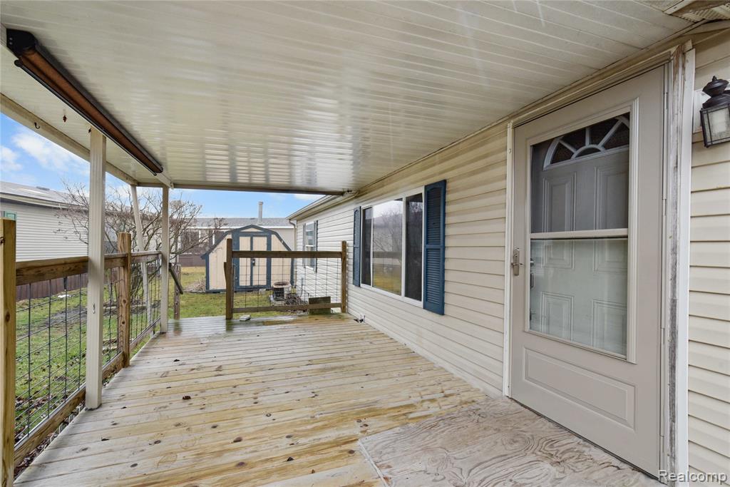 9072 Greentree Drive, Newport, MI 48166 — Photo 7