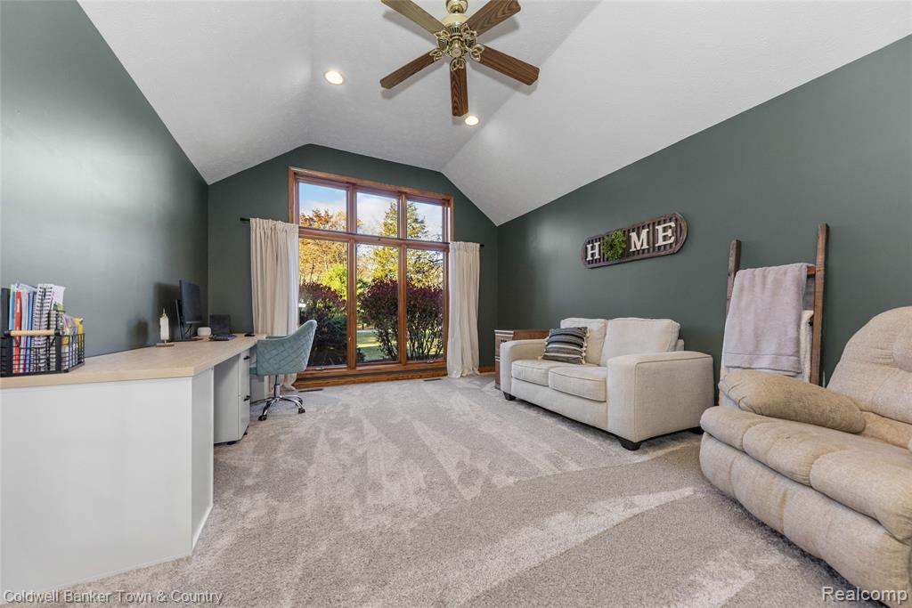 11535 Lancelot Lane, Pinckney, MI 48169 — Photo 18