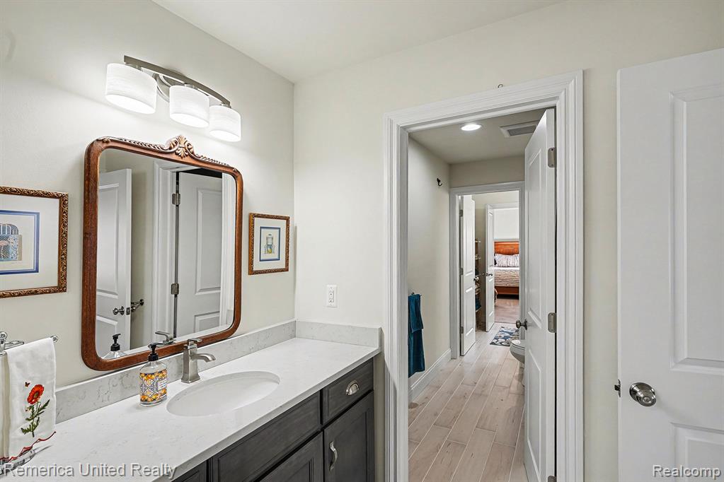 301 River Wood Trail, Milford, MI 48381 — Photo 10