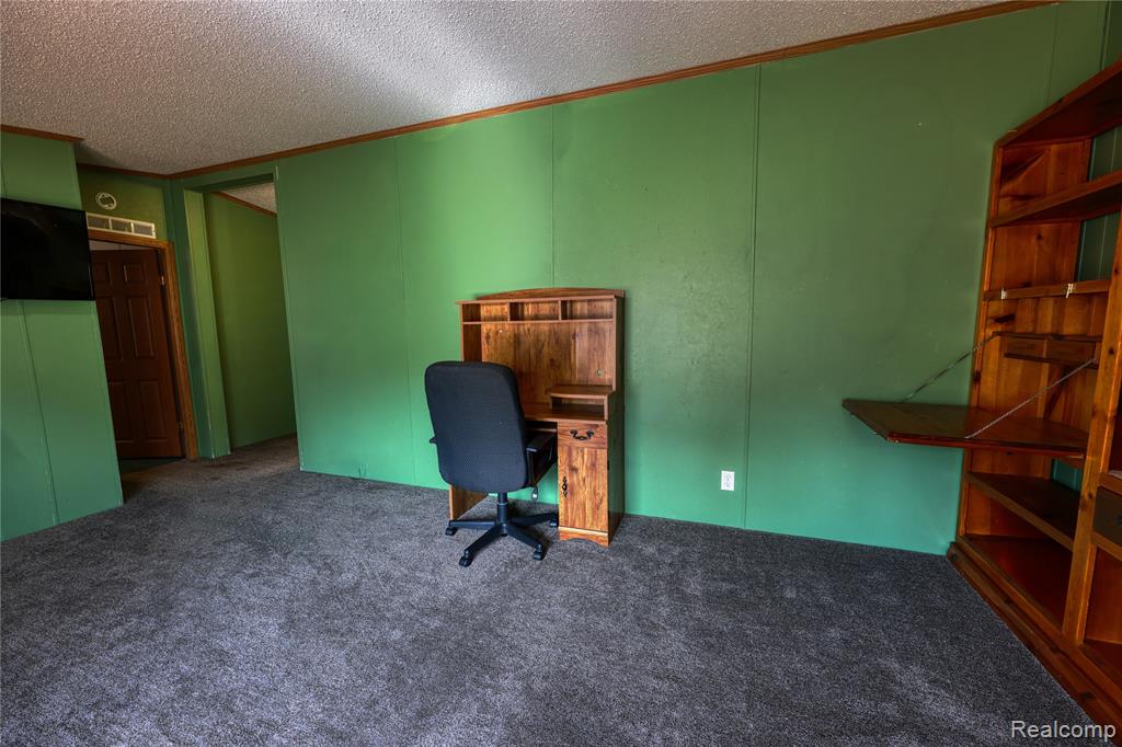7208 Mapleview Circle E, Brown, MI 48416 — Photo 17