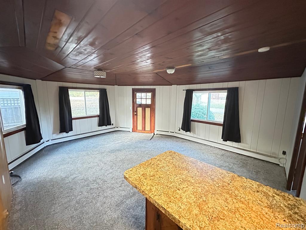 941 Shoshone Circle, Waterford, MI 48327 — Photo 5