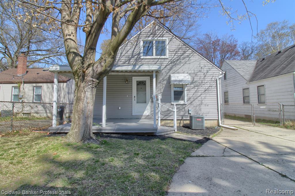 9951 TECUMSEH, Redford, MI 48239 — Photo 26