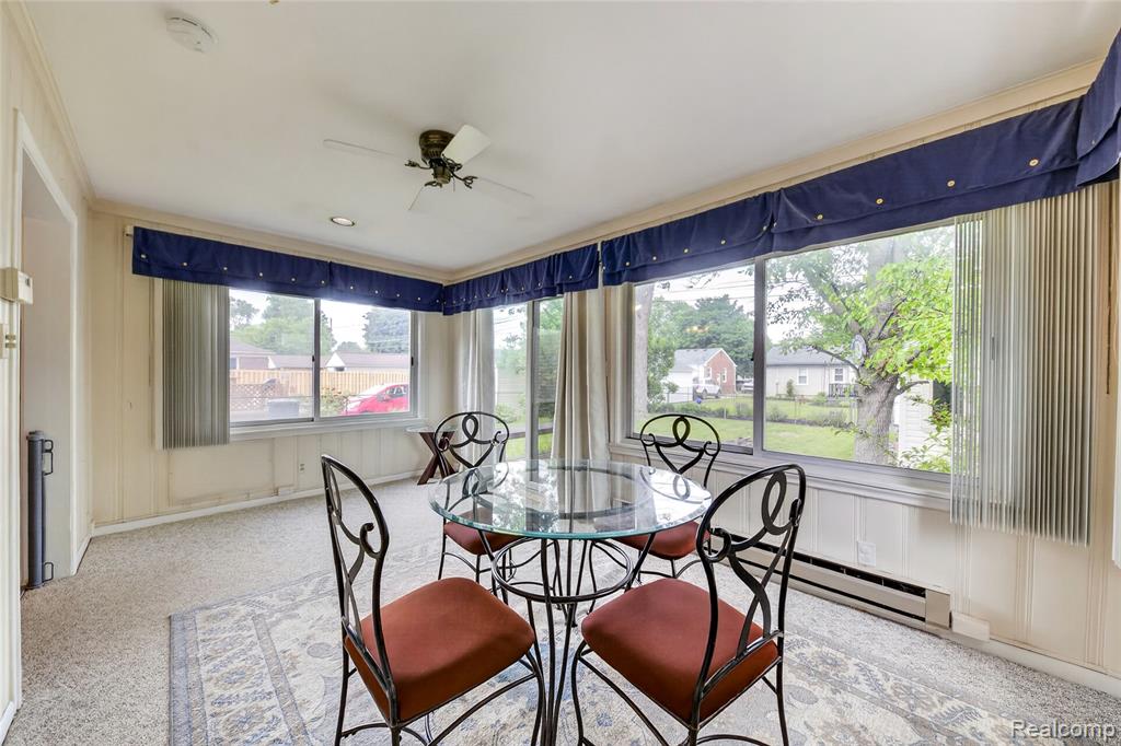 9818 Roseland Street, Livonia, MI 48150 — Photo 15