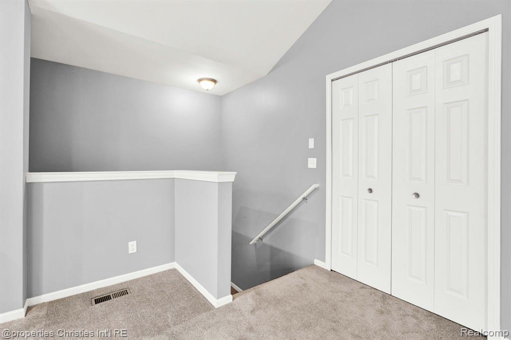 1858 Flagstone Circle, #49, Rochester, MI 48307 — Photo 4