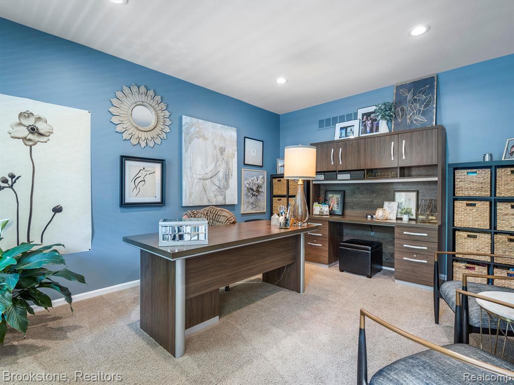 42650 Whitman Way, Novi, MI 48377 — Photo 9