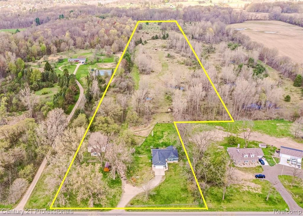 10207 DODGE Road, Otisville, MI 48463 — Photo 42