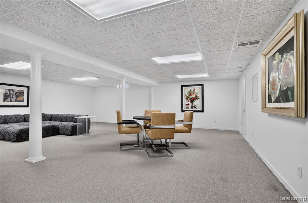 6445 Noble Road, West Bloomfield, MI — Photo 30