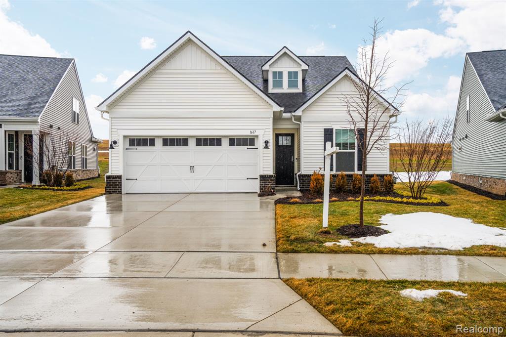 1617 Landings Lane, Milford, MI 48381 — front exterior