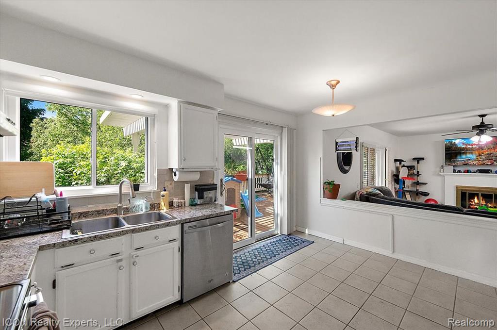 44831 Huntington Drive, Novi, MI — Photo 11