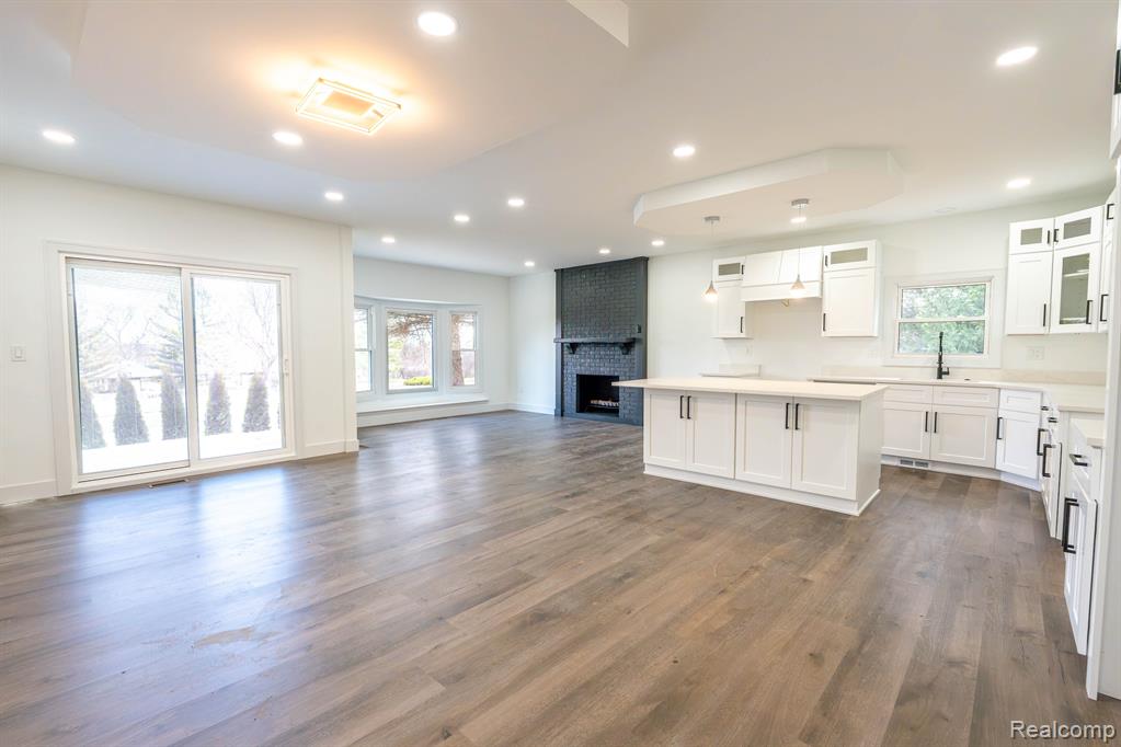 822 DAHLIA Lane, Rochester Hills, MI 48307 — Photo 6