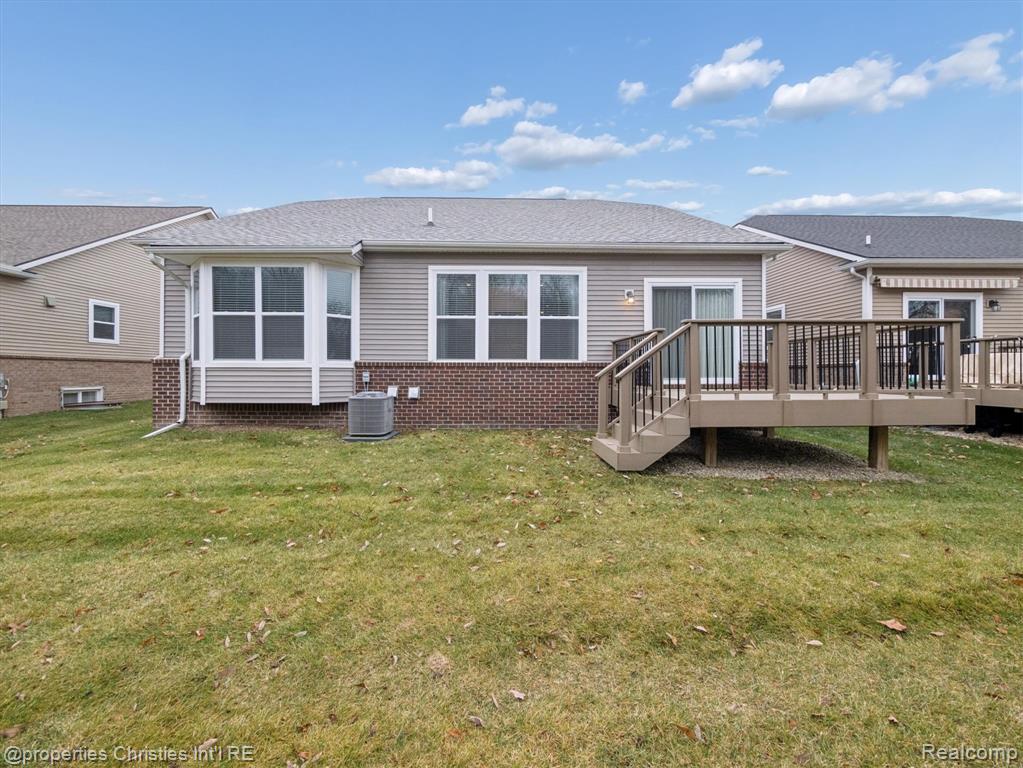 48024 Barrington Drive, Canton, MI 48188 — Photo 33