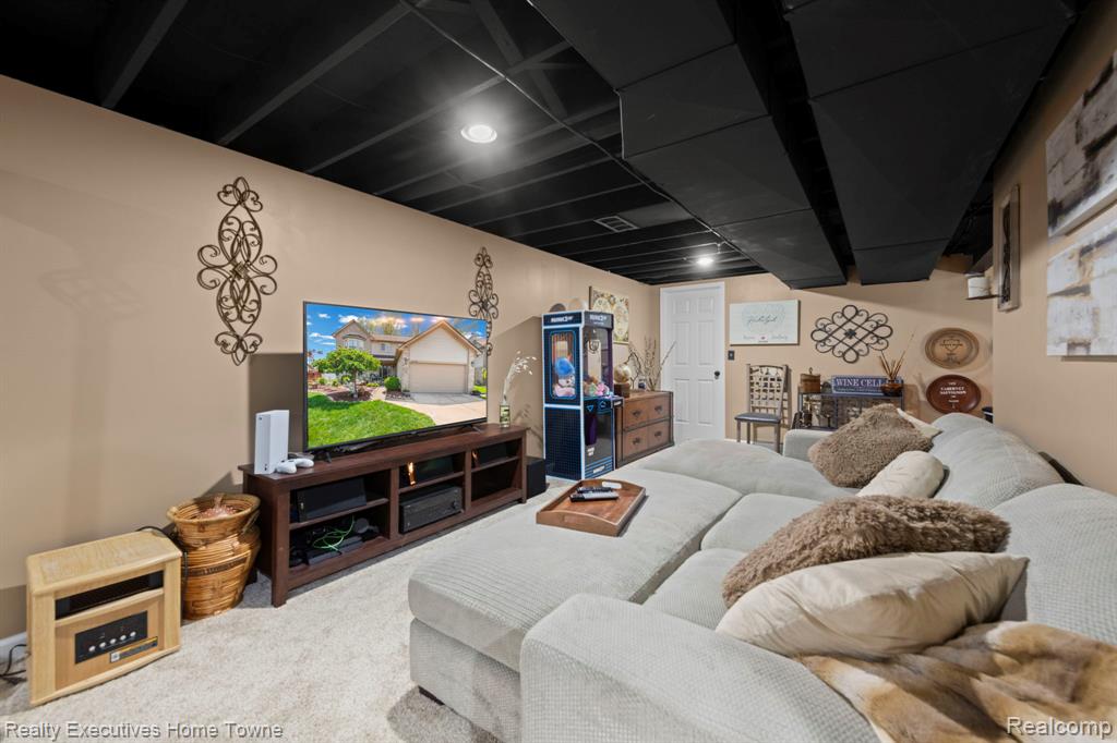 30786 Bramble Court, Chesterfield, MI — Photo 24
