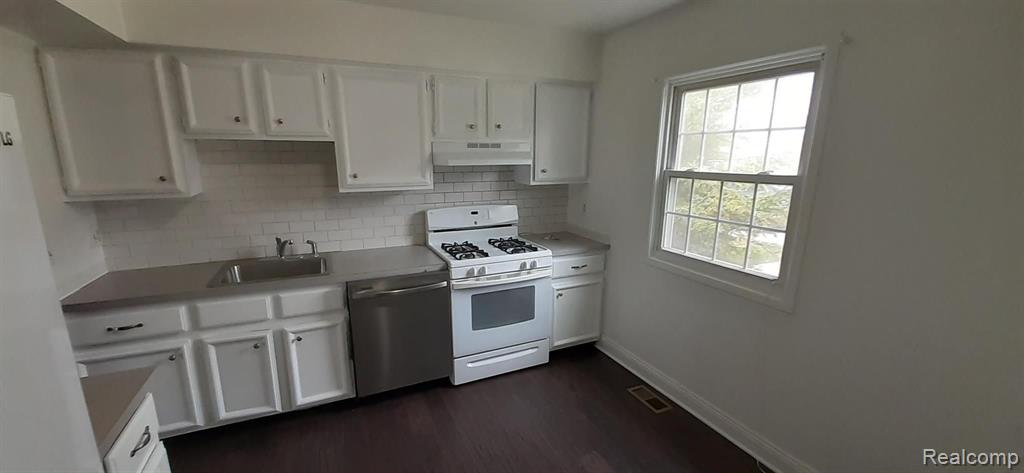 5089 Buckingham, Troy, MI 48098 — Photo 5
