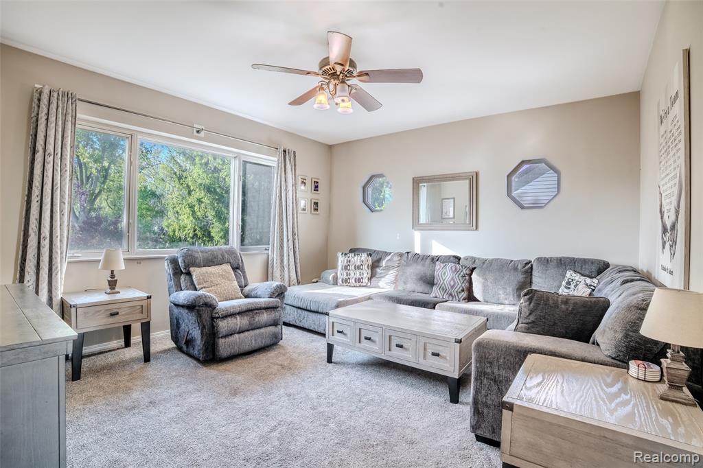 9756 Janet Street, Taylor, MI 48180 — Photo 11