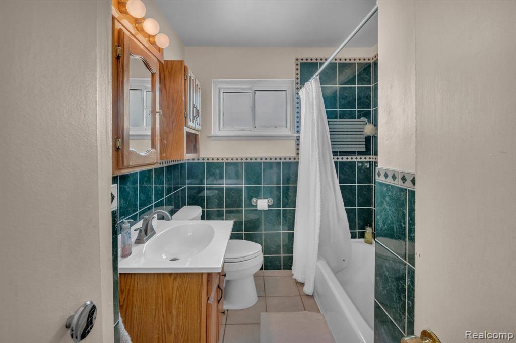 425 CLEVELAND Avenue, Lincoln Park, MI 48146 — Photo 5