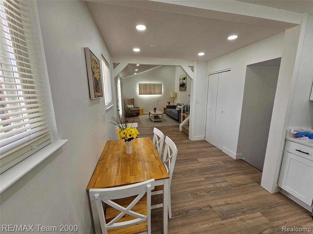 8035 Donna Street, Westland, MI — Photo 16