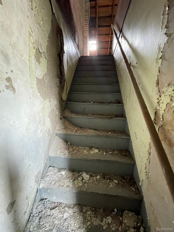 6916 CHARLEVOIX Street, Detroit, MI 48207 — Photo 25