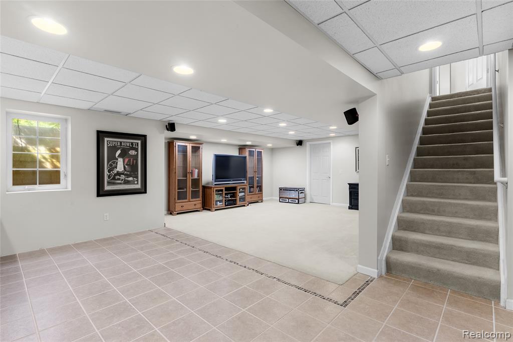 6241 Sapphire Court, Grand Blanc, MI 48439 — Photo 40
