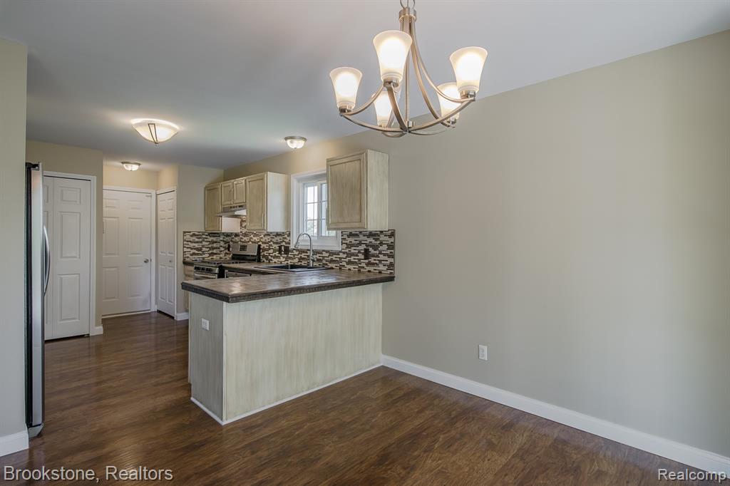 4289 Covey Lane, Grand Blanc, MI 48439 — Photo 18