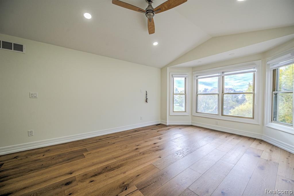 7418 Rafford Lane, West Bloomfield, MI — Photo 33