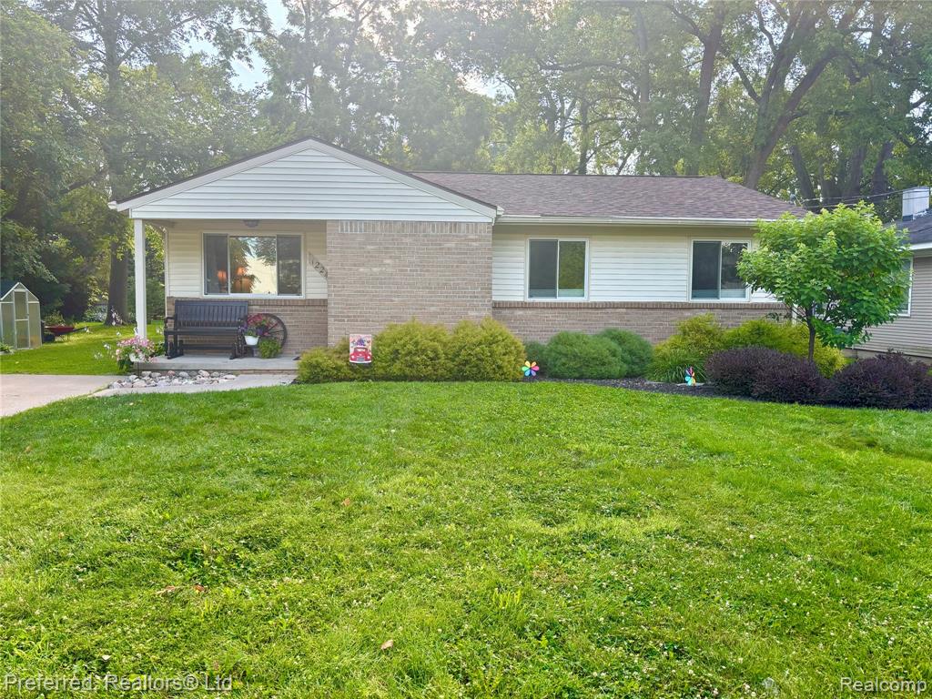 12244 Camden Street, Livonia, MI 48150