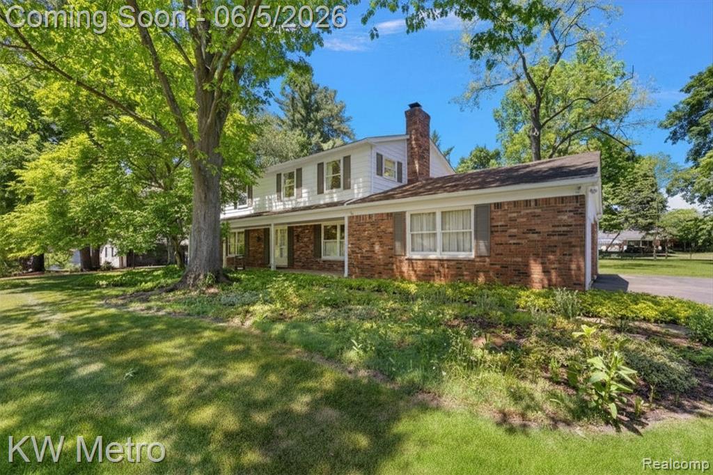 7036 Lindenmere Drive, Bloomfield Hills, MI 48301 — Photo 3