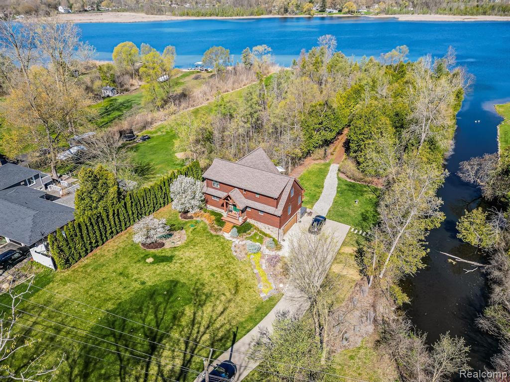 5175 Parview Drive, Clarkston, MI — Photo 29