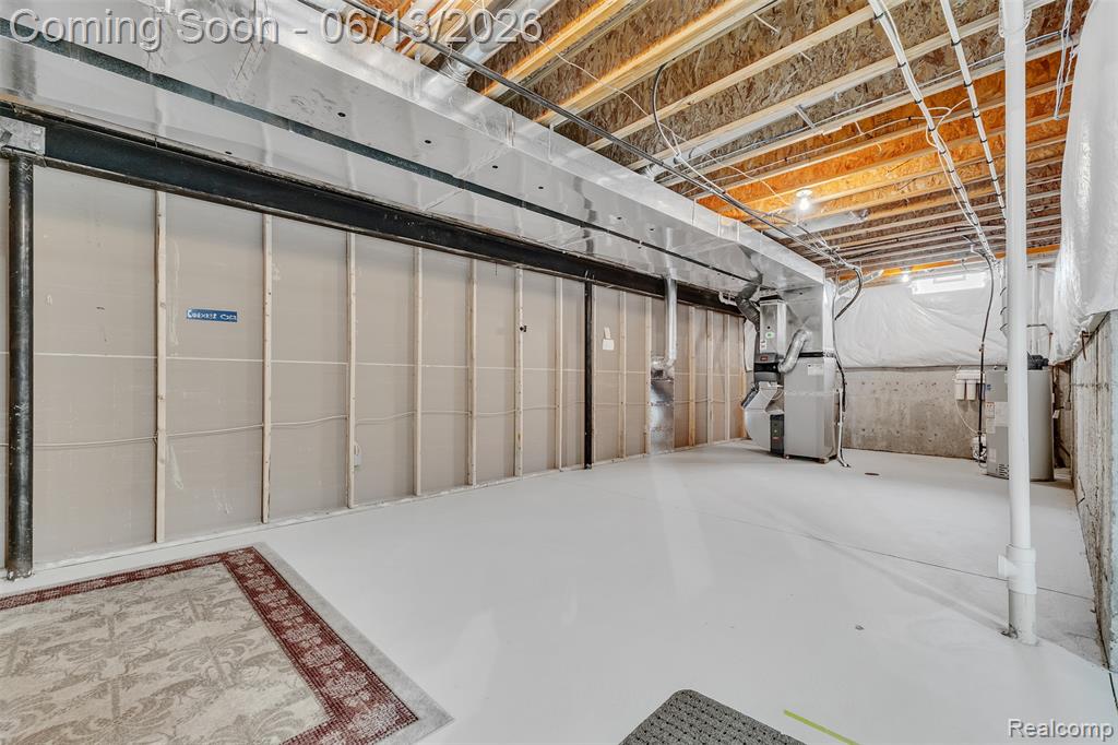 23719 Stoneleigh Drive, South Lyon, MI 48178 — Photo 53