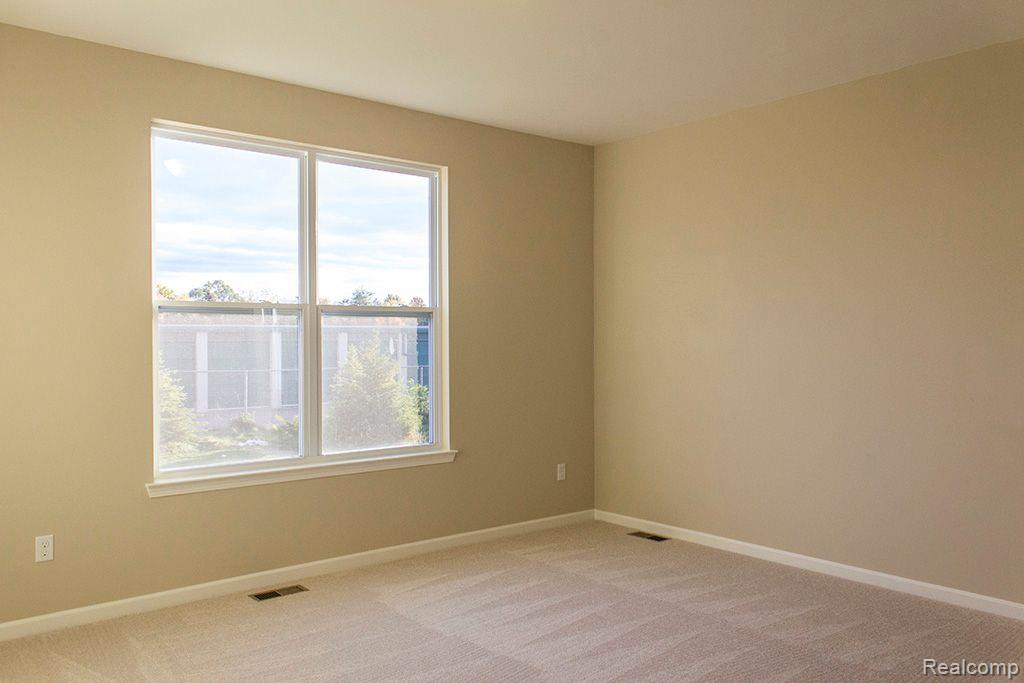 274 Silver Oak Street, Ann Arbor, MI, 48103