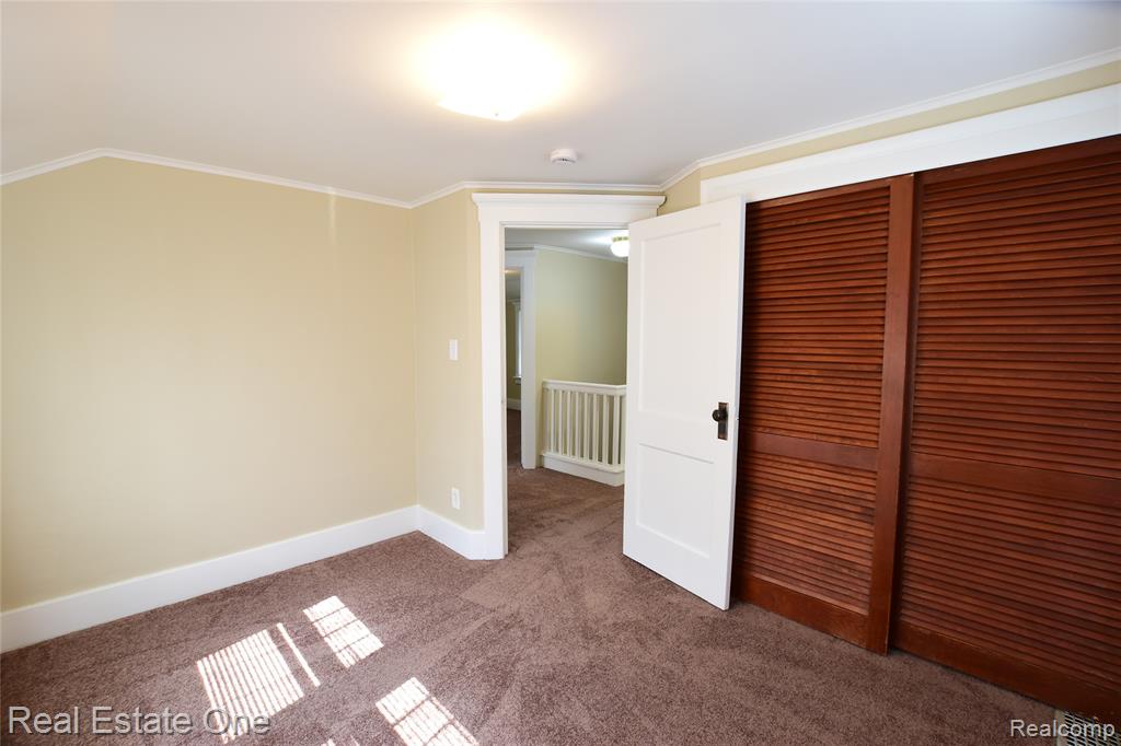 99 Chippewa Road, Pontiac, MI 48341 — Photo 18