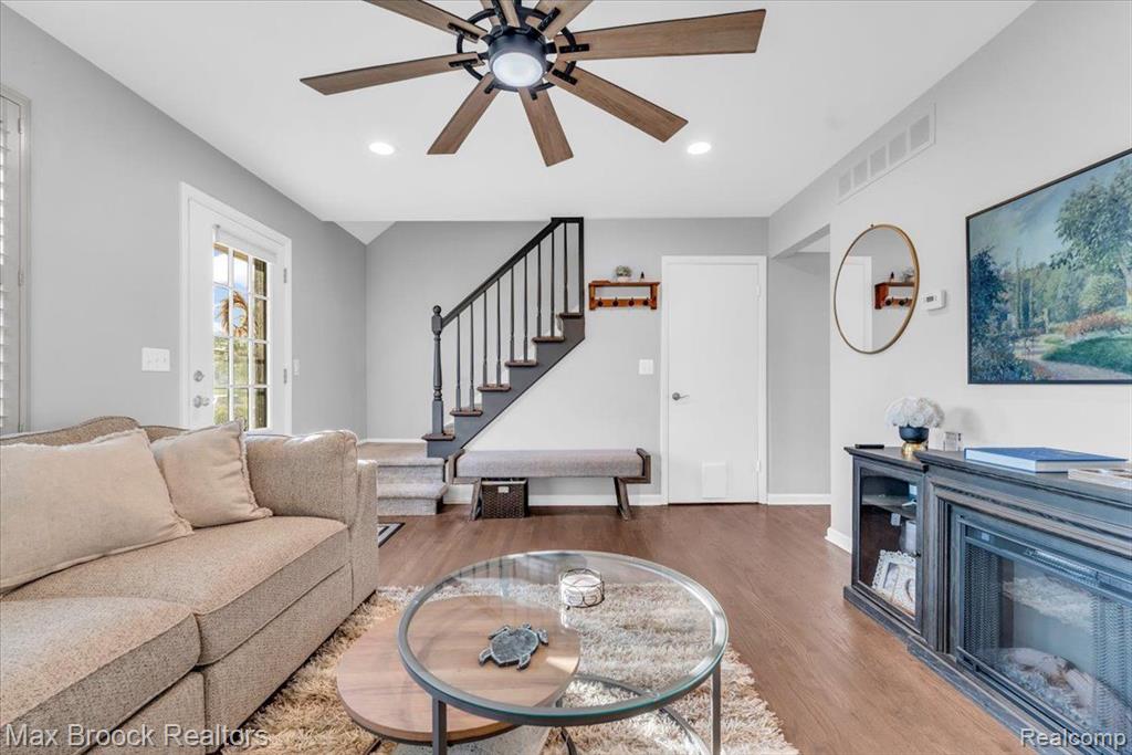19413 Althea Court, Northville, MI 48167 — Photo 6