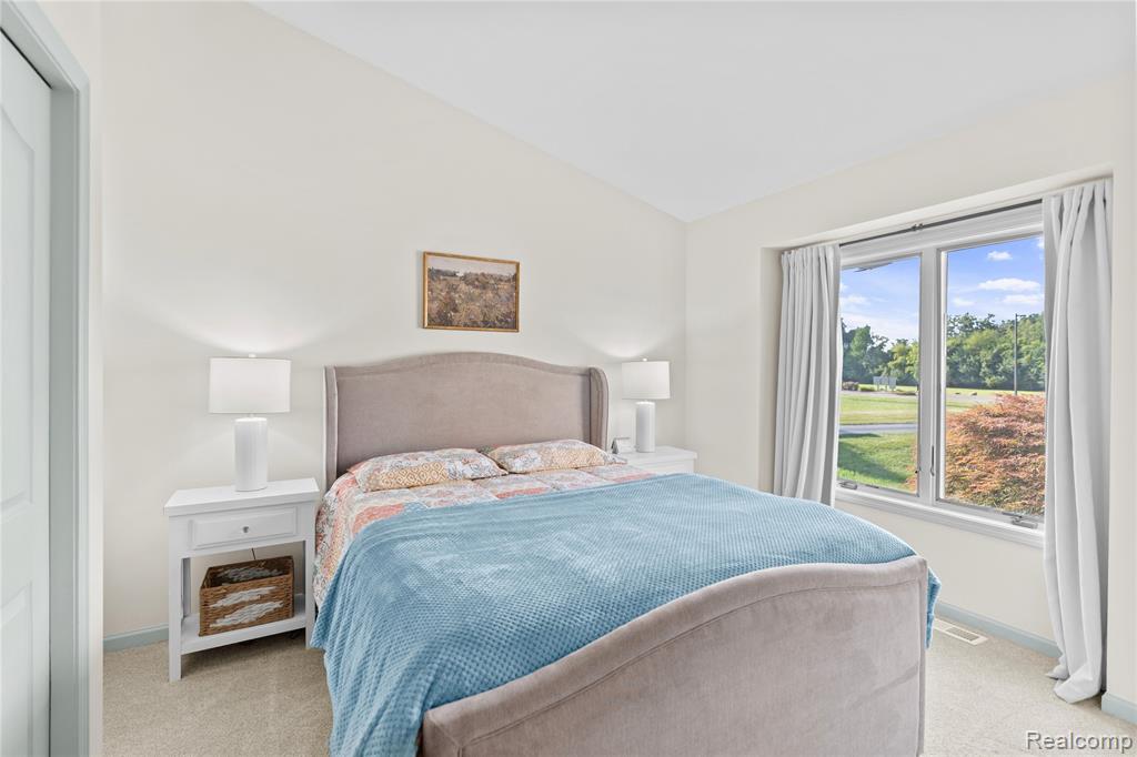 5366 Warwick Trail, Grand Blanc, MI 48439 — Photo 42