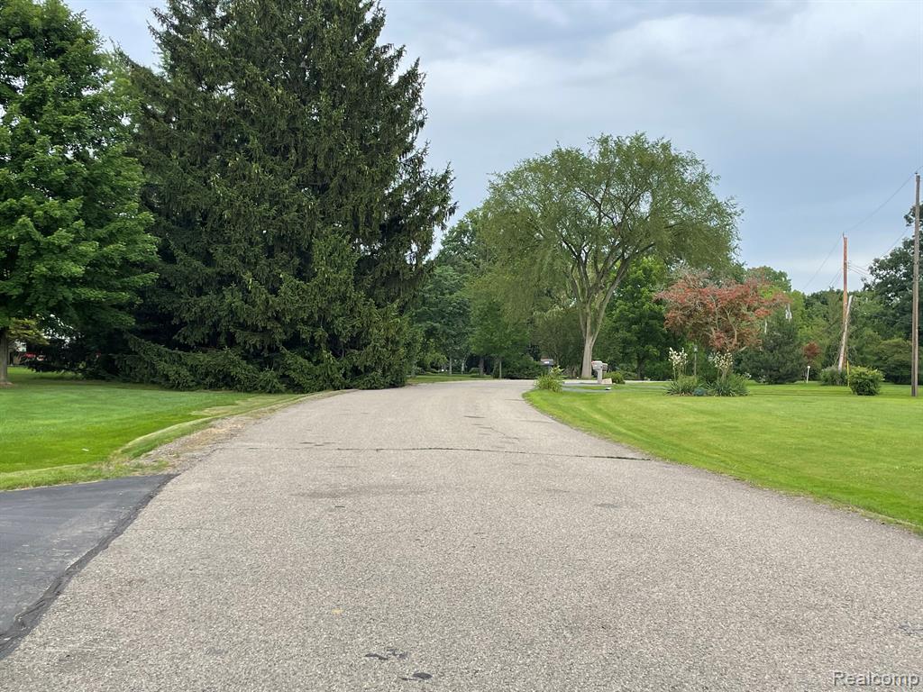 42015 WOODBROOK Drive, Canton, MI 48188 — Photo 22