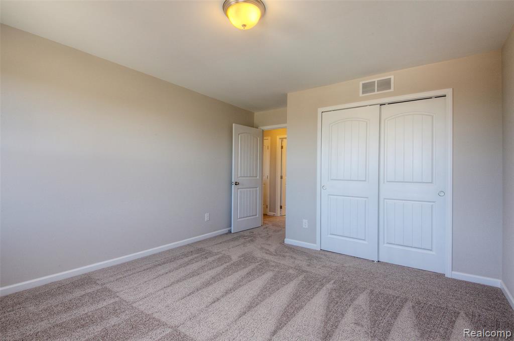 591 ROUND ROCK, Howell, MI 48843 — Photo 17