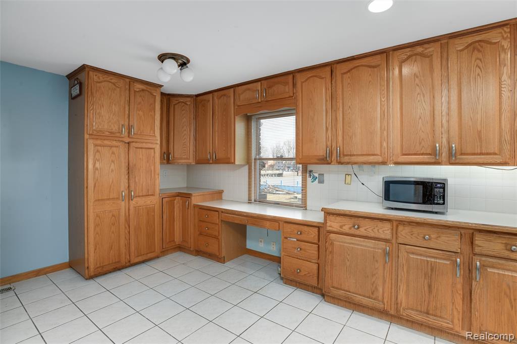 50716 Taylor Street, New Baltimore, MI 48047 — Photo 15