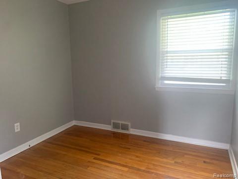932 Amelia Avenue, Royal Oak, MI 48073 — Photo 9