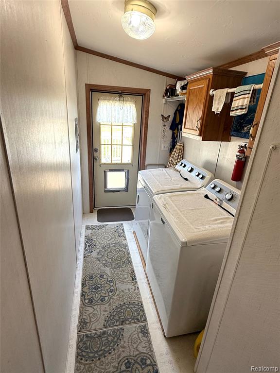 104 Shoreline Dr E, Port Sanilac, MI 48469 — Photo 9