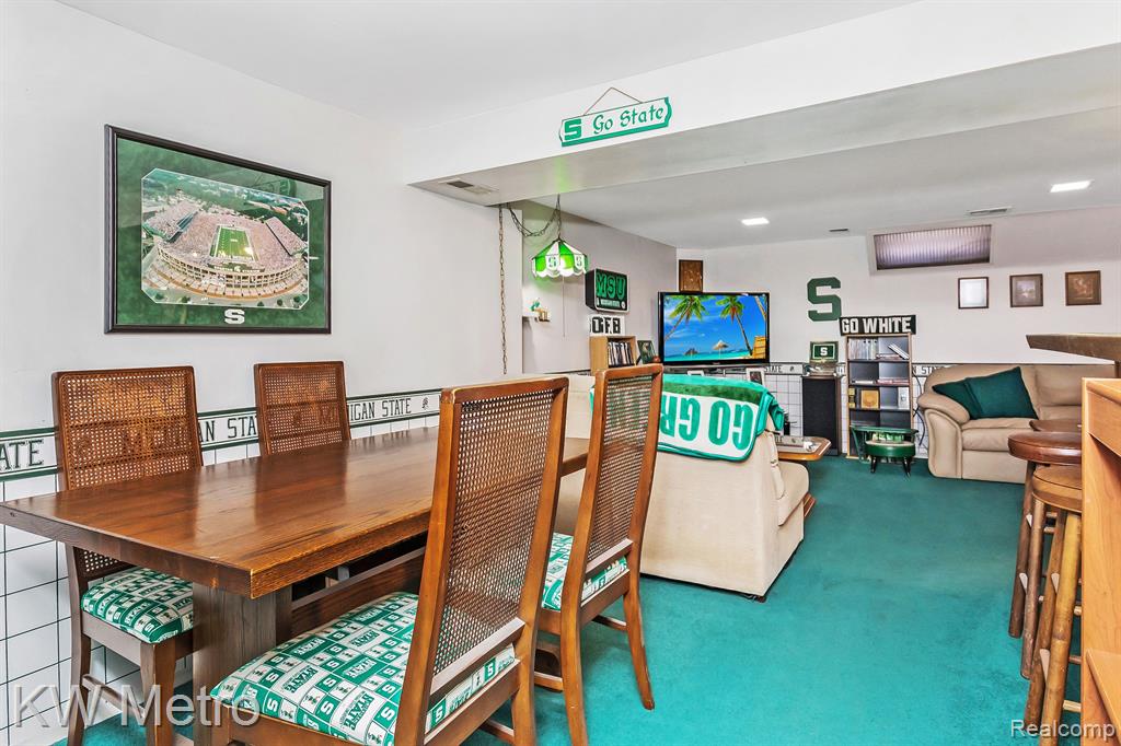 44235 WESTMINISTER Way, Canton, MI 48187 — Photo 34