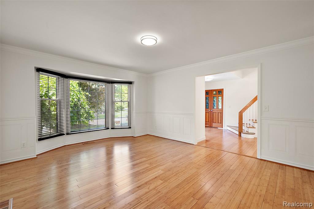 5353 W Bloomfield Lake Road, West Bloomfield, MI 48323 — Photo 11
