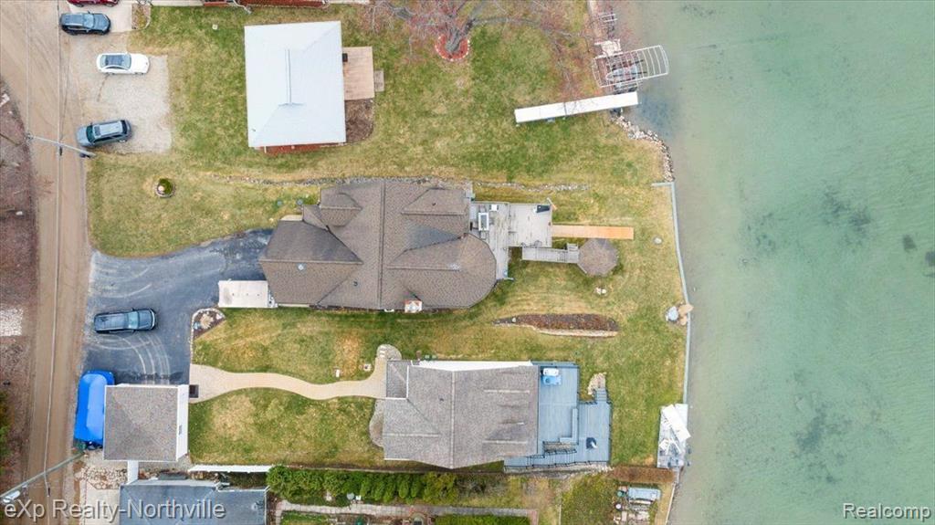 9283 FIRWOOD Road, South Lyon, MI 48178 — Photo 39