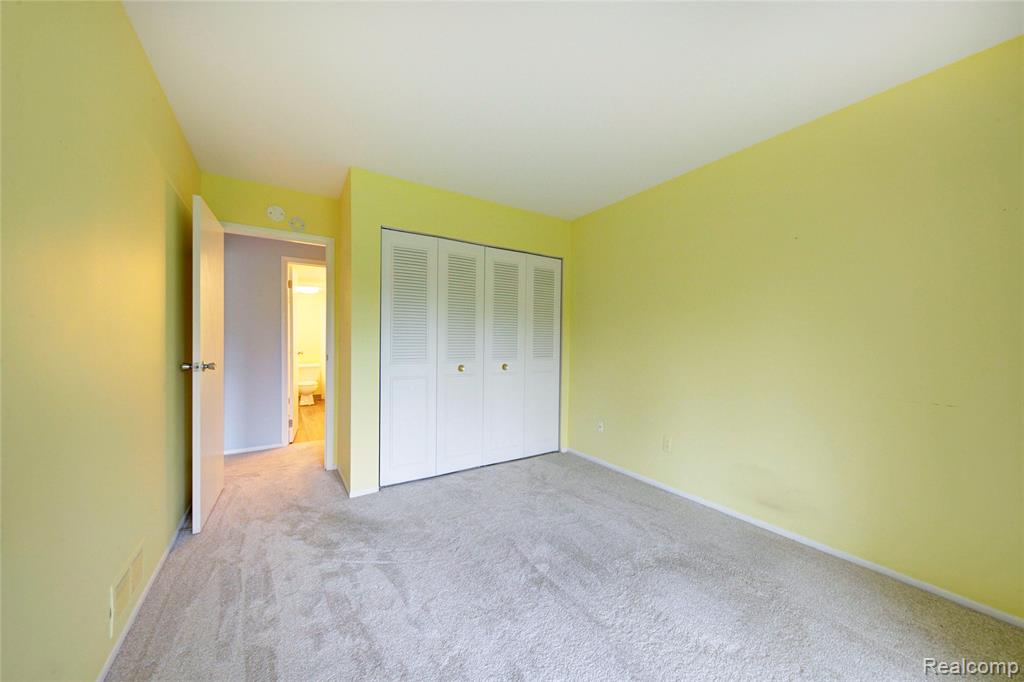 671 Watersedge Drive, Ann Arbor, MI 48105 — Photo 19
