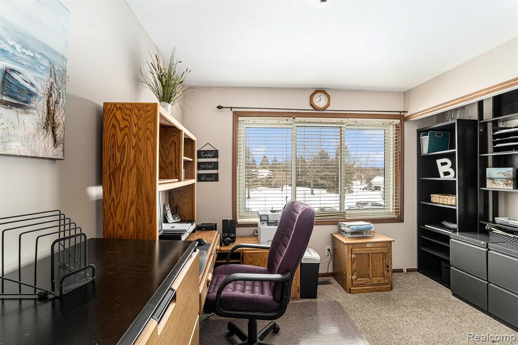 9213 Apple Orchard Drive, Fenton, MI 48430 — Photo 13