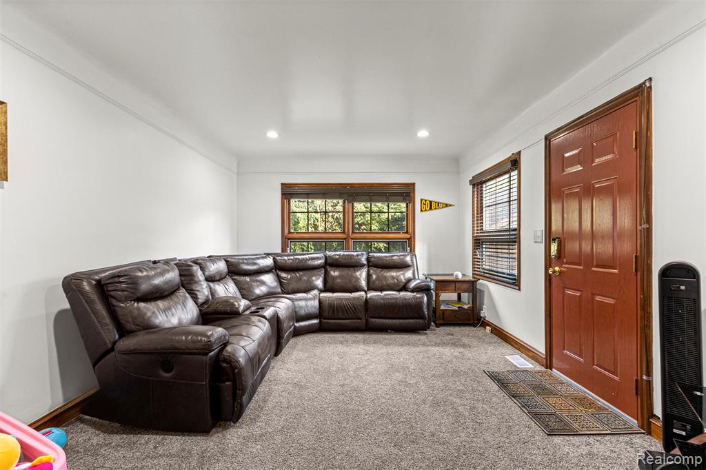 745 Beechmont Street, Dearborn, MI 48124 — Photo 16