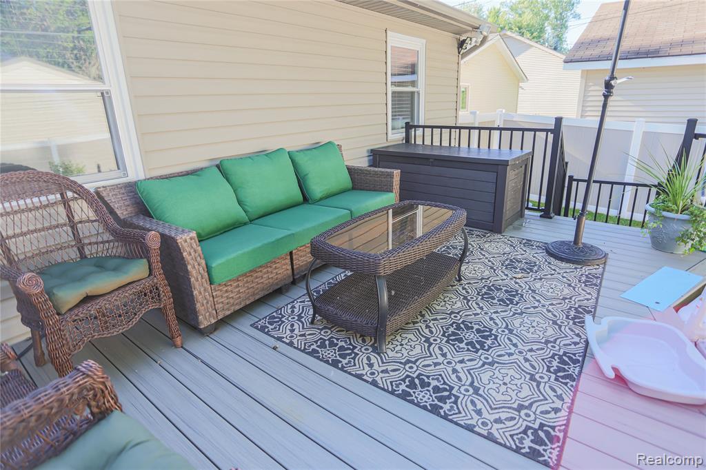 39567 Macomber Street, Harrison Township, MI — Photo 44