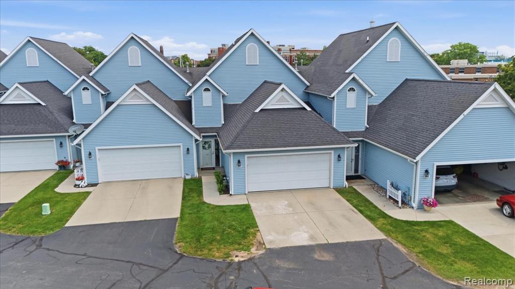 827 N Pointe, Port Huron, MI 48060 — Photo 4