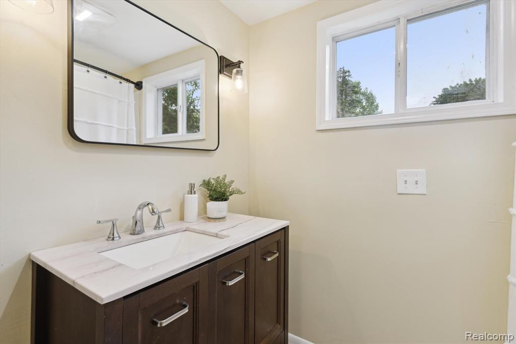 535 Lincoln Road, Otsego, MI 49078 — Photo 23