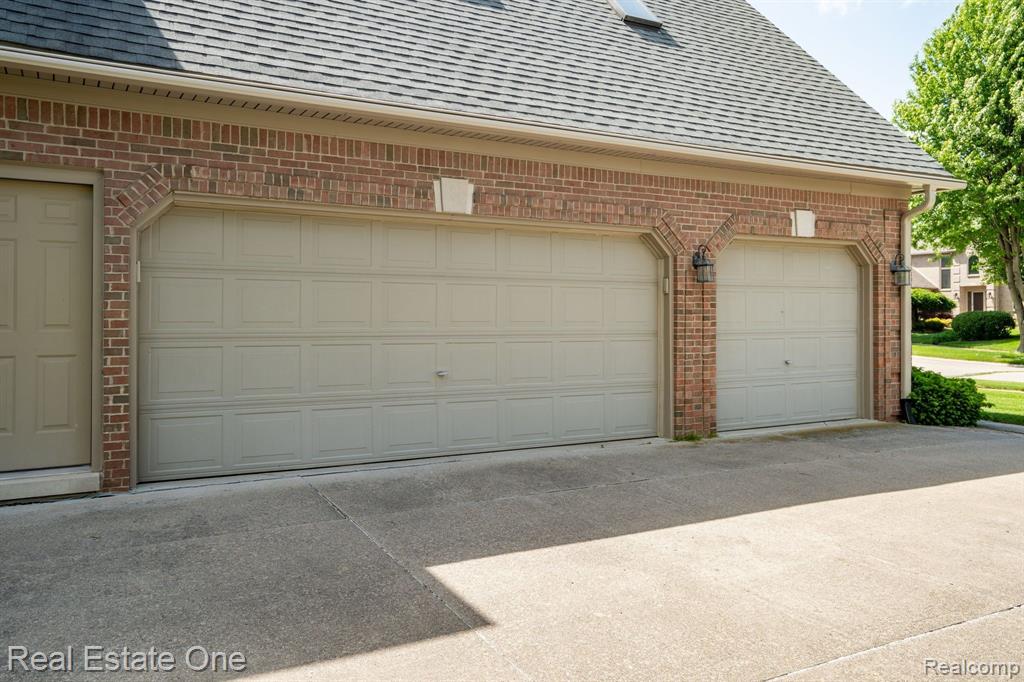 6894 LANCEWOOD, Shelby Twp, MI 48316 — Photo 44