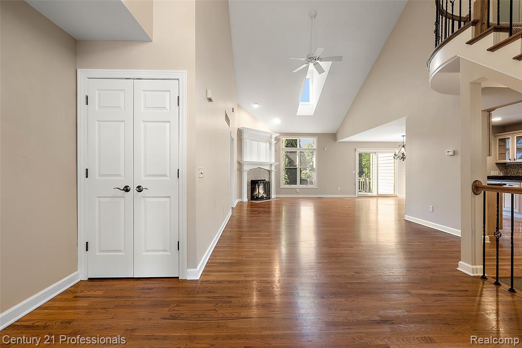 4013 Ardsley Court, Clarkston, MI 48348 — Photo 9
